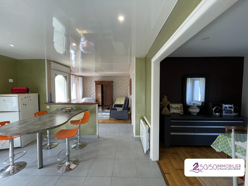 Maison - 106 m² - 6 pièces