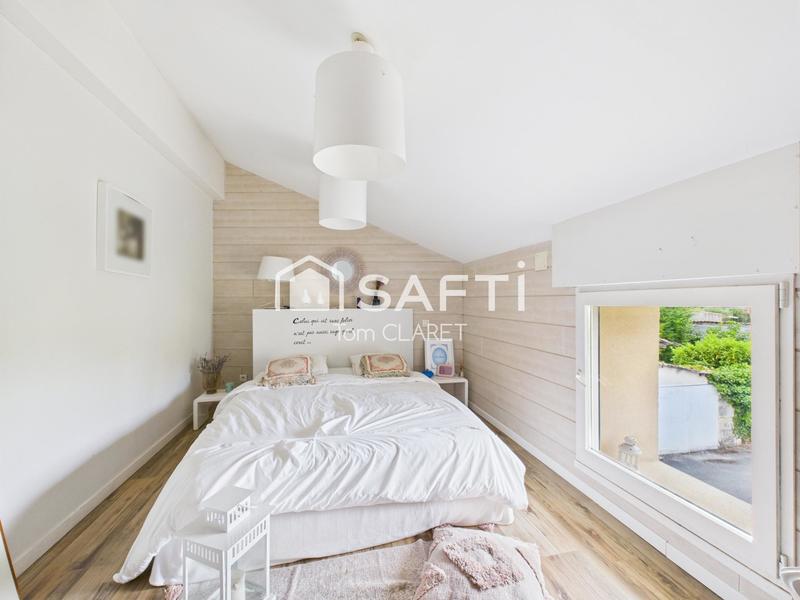 Maison - 111 m² - 4 pièces