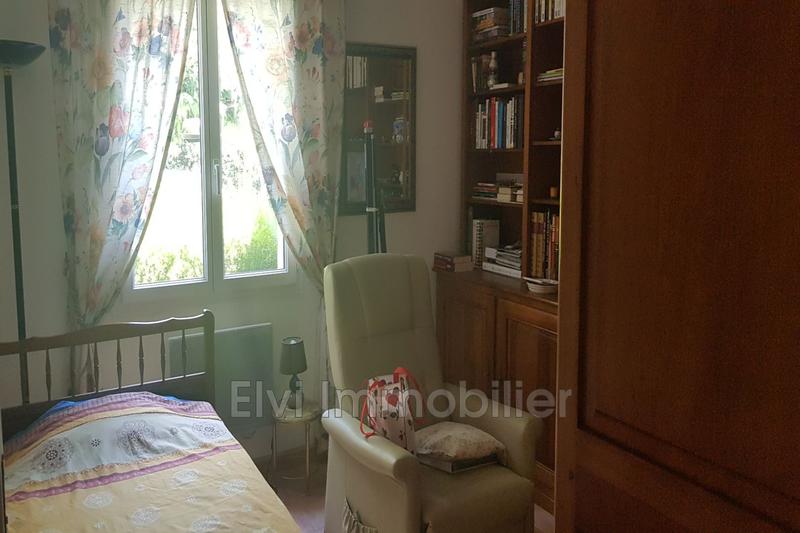 Villa - 1 500 m² - 4 pièces