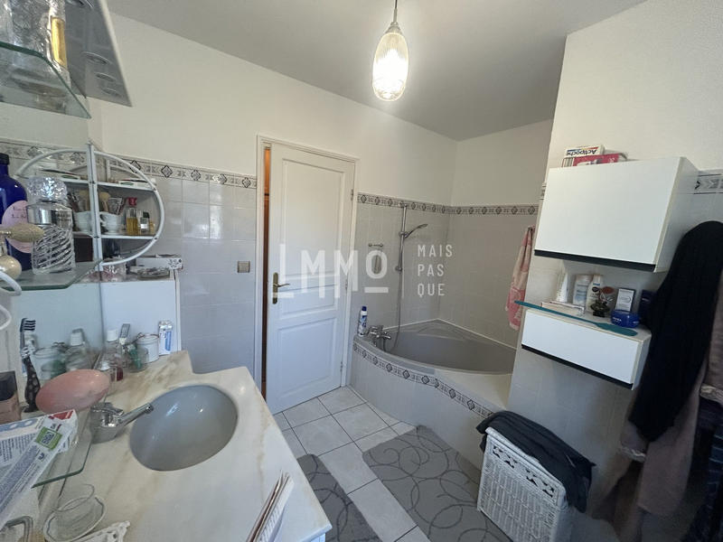 Maison traditionnelle - 206 m² - 7 pièces