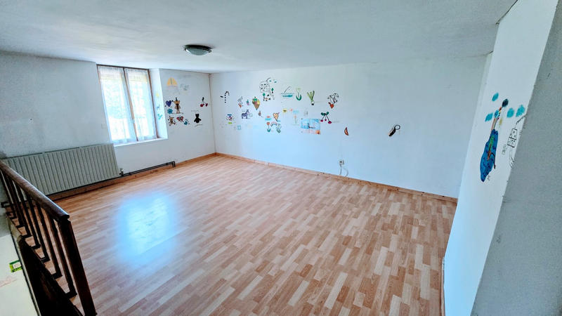 Maison en pierre - 94 m² - 4 pièces