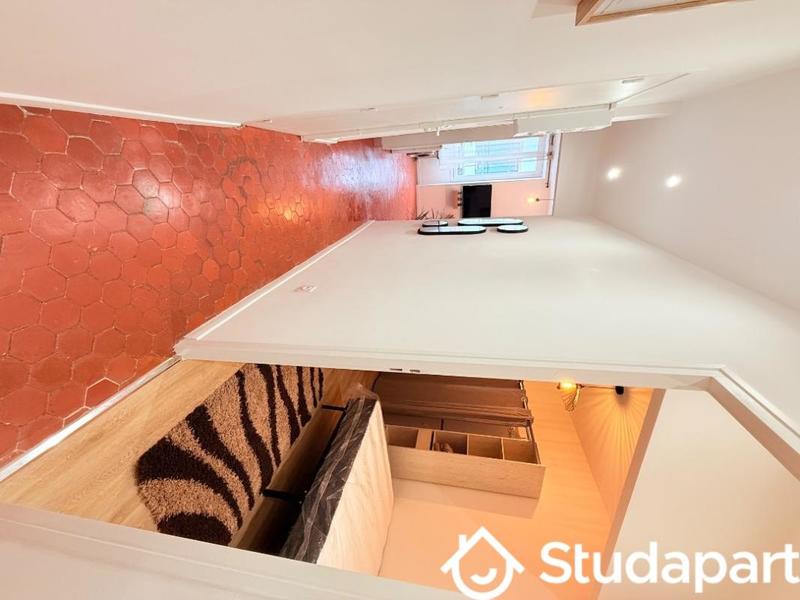 Chambre - 10 m² - 1 pièce