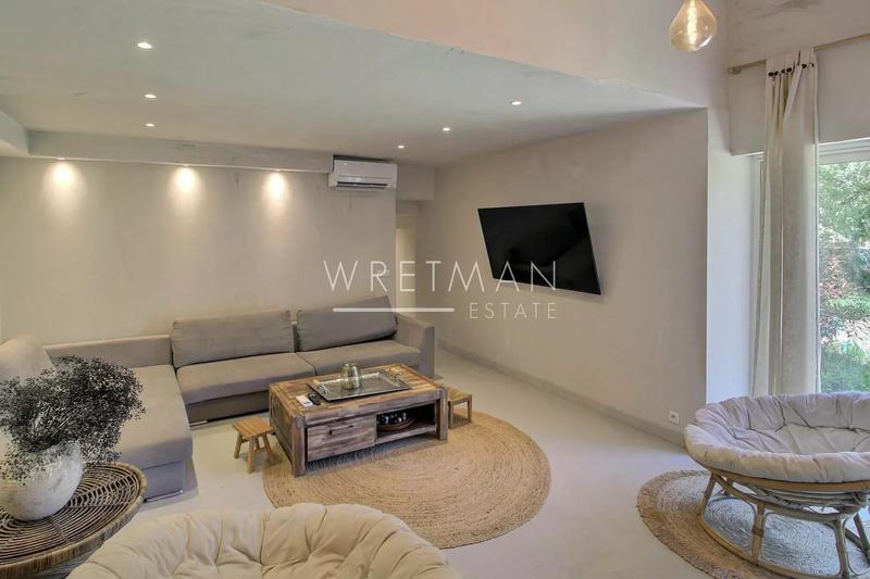 Villa - 192 m² - 6 pièces