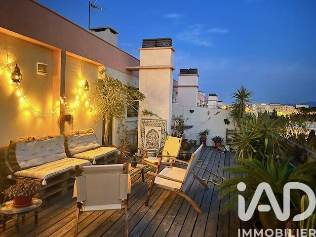 Appartement - 64 m² - 2 pièces