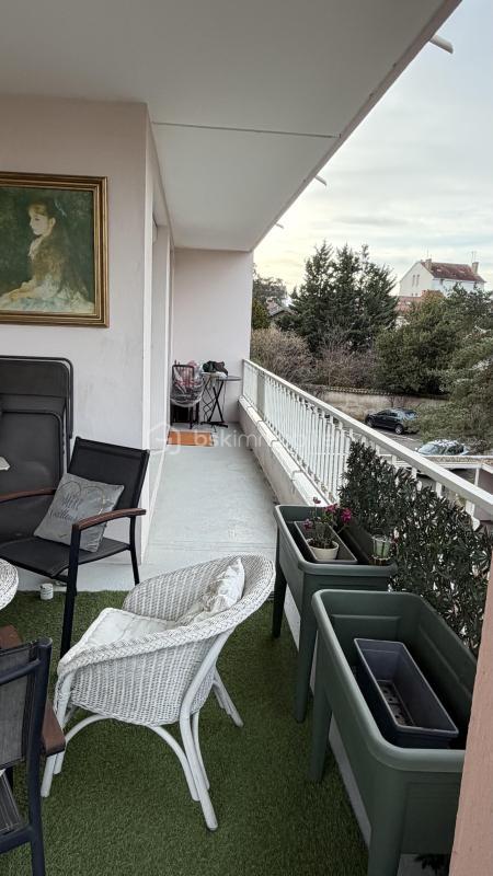 Appartement - 111 m² - 4 pièces