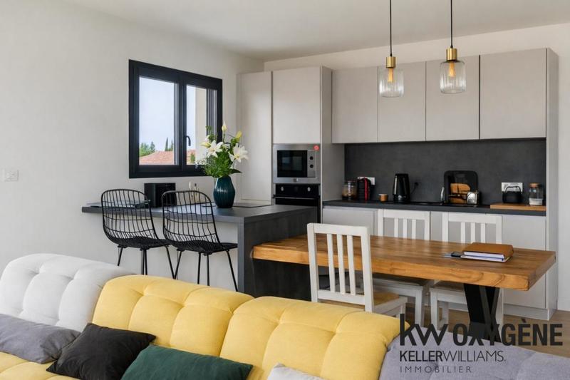 Villa - 100 m² - 6 pièces