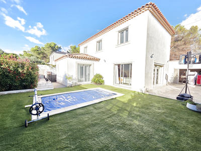 Maison - 130 m² - 4 pièces