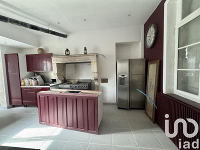 Maison - 300 m² - 10 pièces