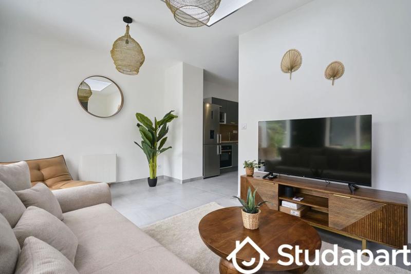 Chambre - 11 m² - 1 pièce