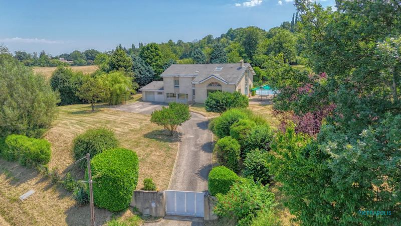 Villa - 190 m² - 7 pièces