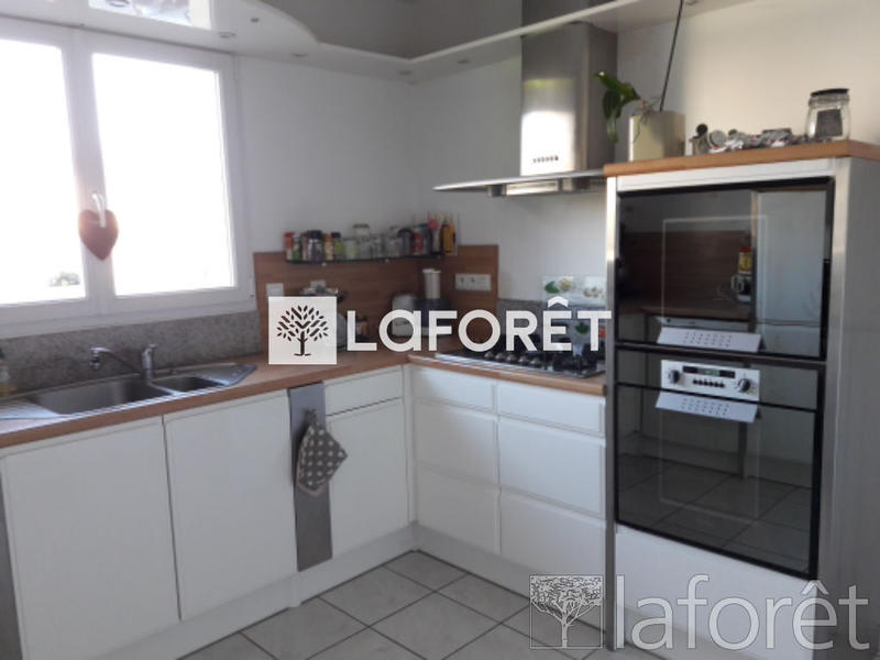 Maison - 104 m² - 5 pièces