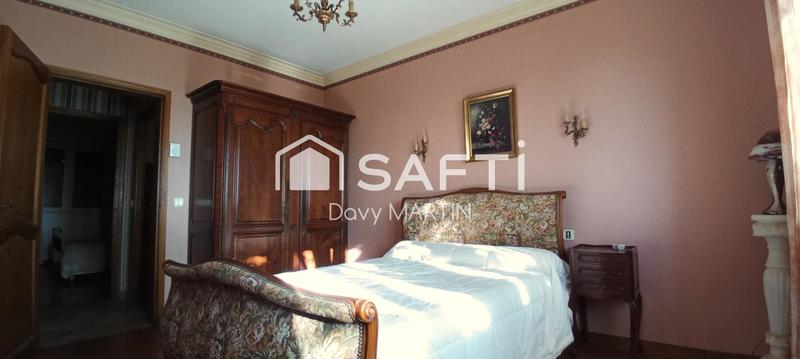 Maison - 185 m² - 7 pièces