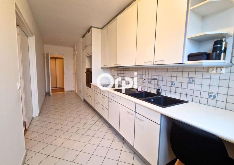 Appartement - 95 m² - 3 pièces
