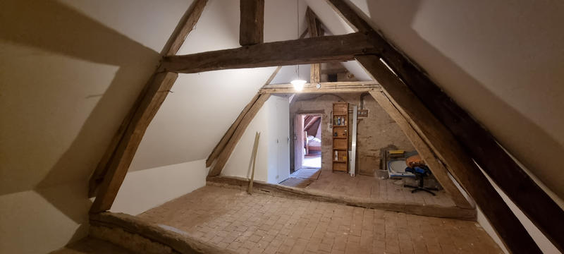 Maison - 82 m² - 7 pièces