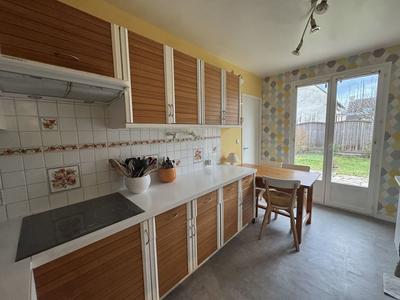 Maison traditionnelle - 134 m² - 6 pièces