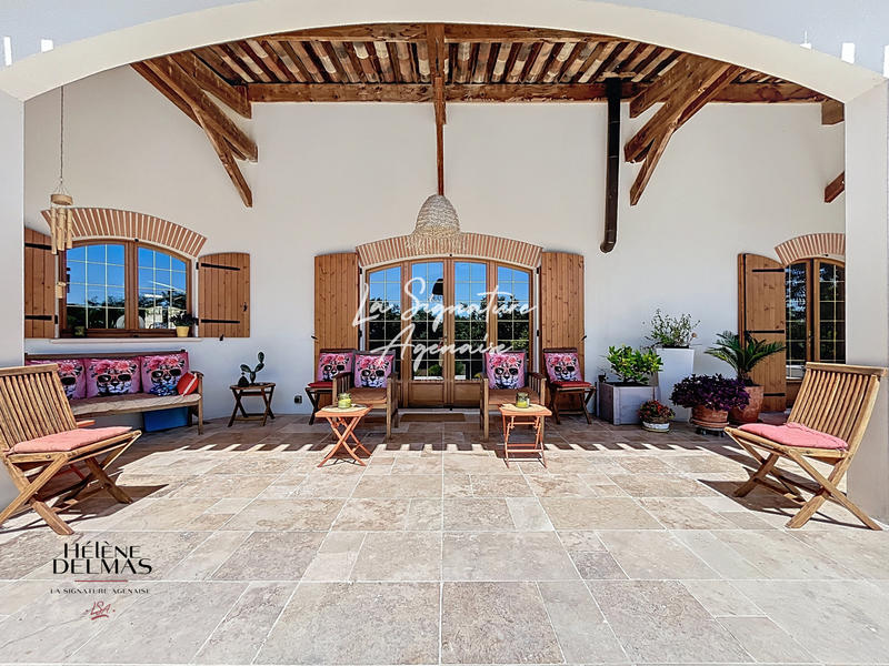 Maison - 520 m² - 8 pièces