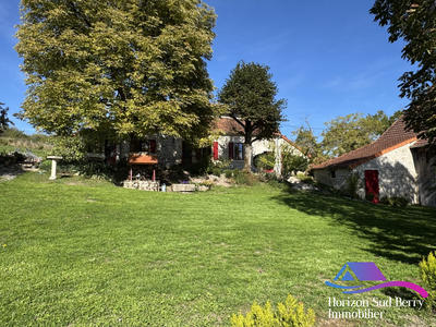 Maison - 220 m² - 8 pièces