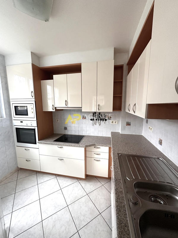 Appartement - 70 m² - 3 pièces