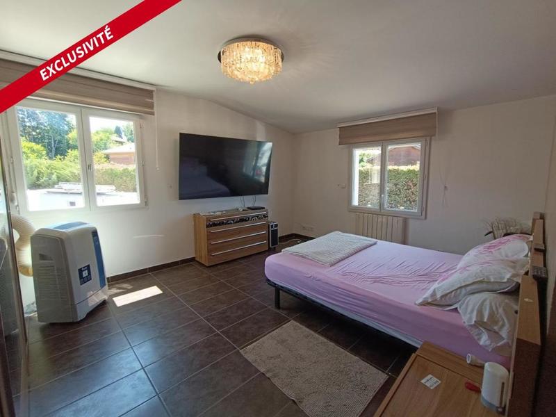 Local commercial - 700 m² - 10 pièces