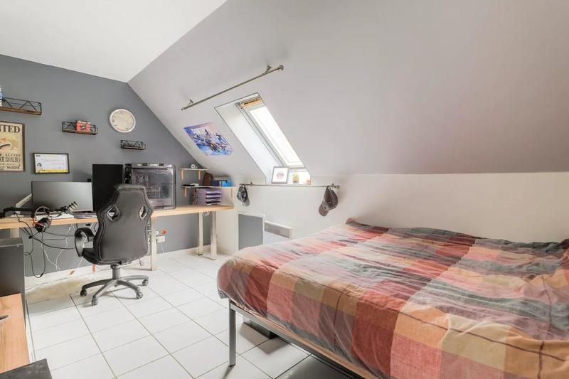 Maison - 180 m² - 6 pièces