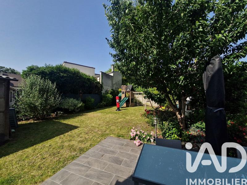 Maison - 92 m² - 4 pièces