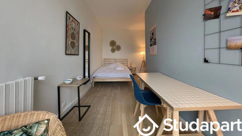 Chambre - 17 m² - 1 pièce