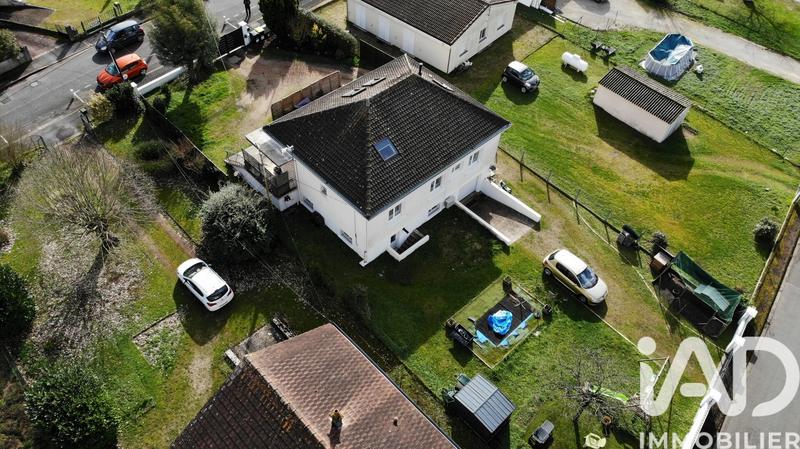 Maison de ville - 130 m² - 8 pièces