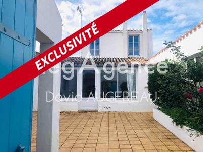 Maison traditionnelle - 140 m² - 6 pièces