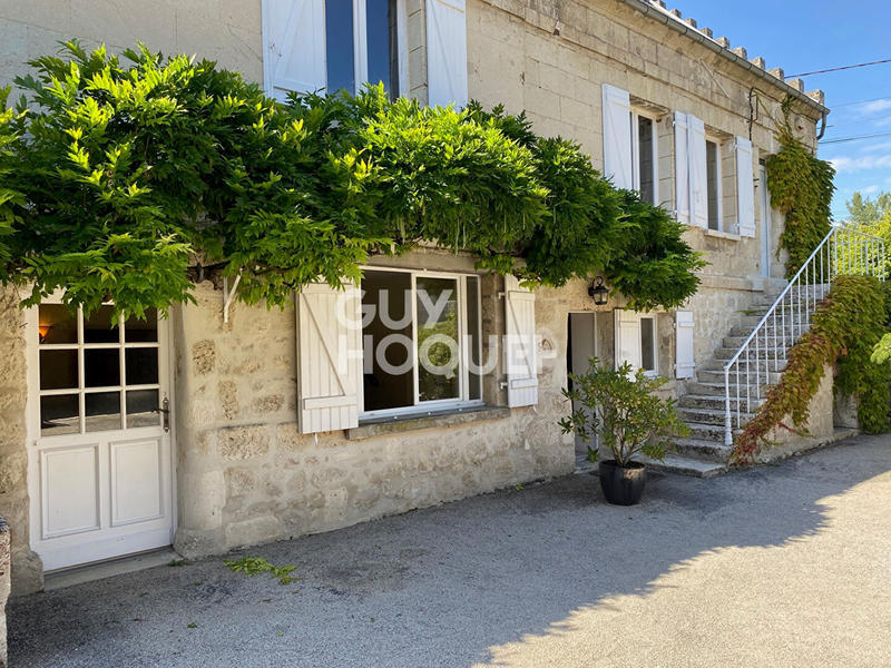 Maison - 215 m² - 8 pièces