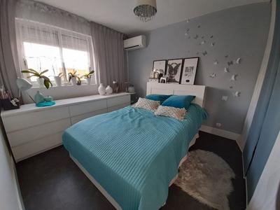 Maison traditionnelle - 86 m² - 4 pièces