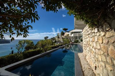 Villa - 440 m² - 8 pièces