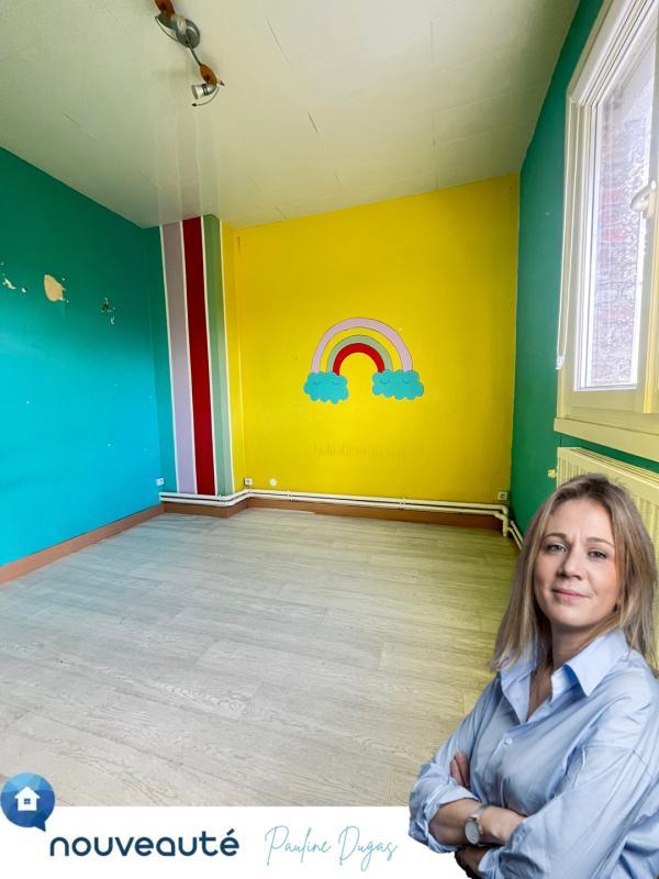 Maison - 90 m² - 5 pièces