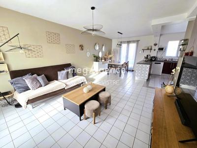 Maison - 65 m² - 3 pièces