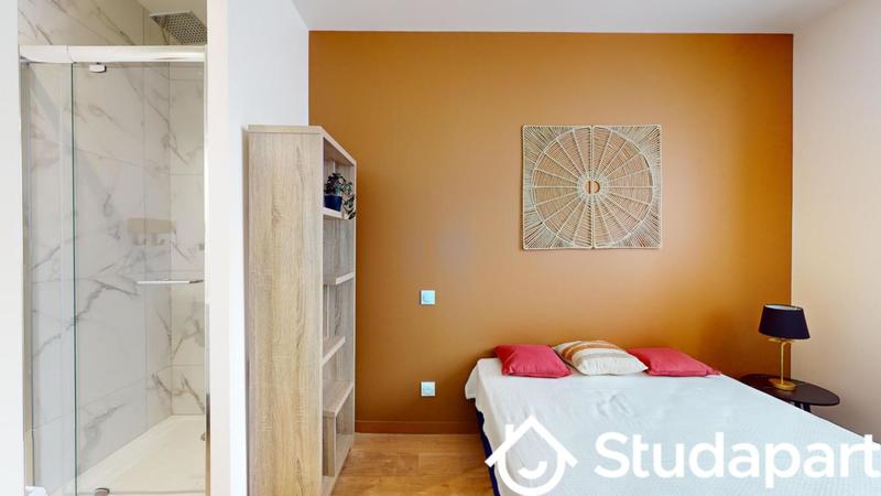 Chambre - 12 m² - 1 pièce