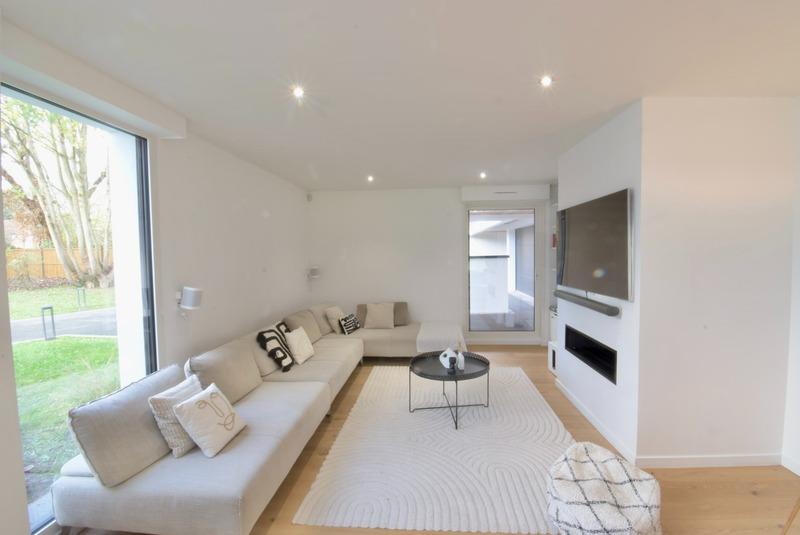 Maison d'architecte - 282 m² - 8 pièces