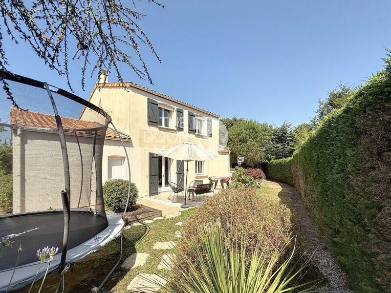 Maison - 136 m² - 5 pièces