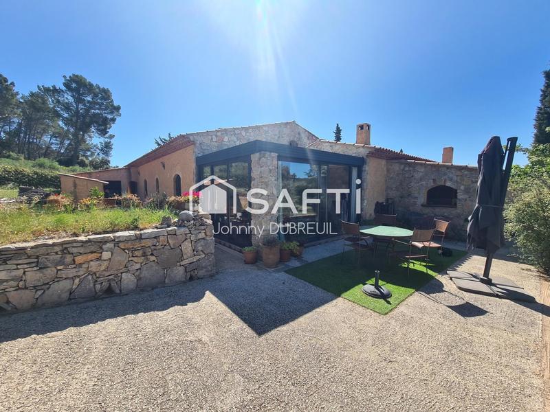 Maison - 230 m² - 5 pièces