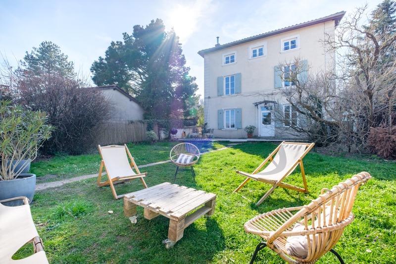 Maison bourgeoise - 172 m² - 7 pièces