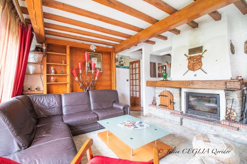 Maison traditionnelle - 175 m² - 7 pièces