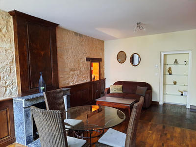 Appartement - 75 m² - 2 pièces