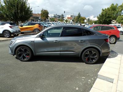 Renault Arkana E-Tech 145 - 21b R.S. Line