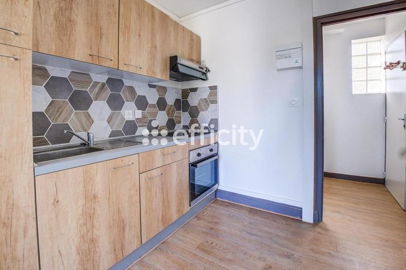 Immeuble - 230 m² - 11 pièces