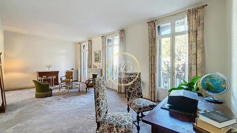 Maison de village - 196 m² - 10 pièces