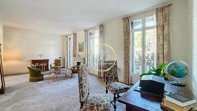 Maison de village - 196 m² - 10 pièces