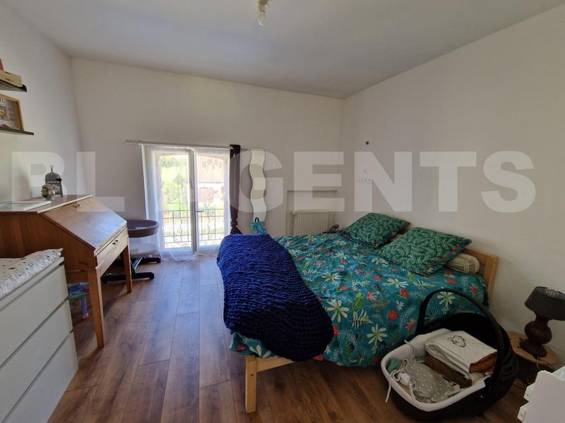 Maison en pierre - 182 m² - 9 pièces