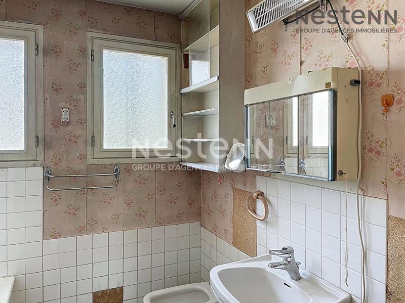 Demeure - 92 m² - 6 pièces