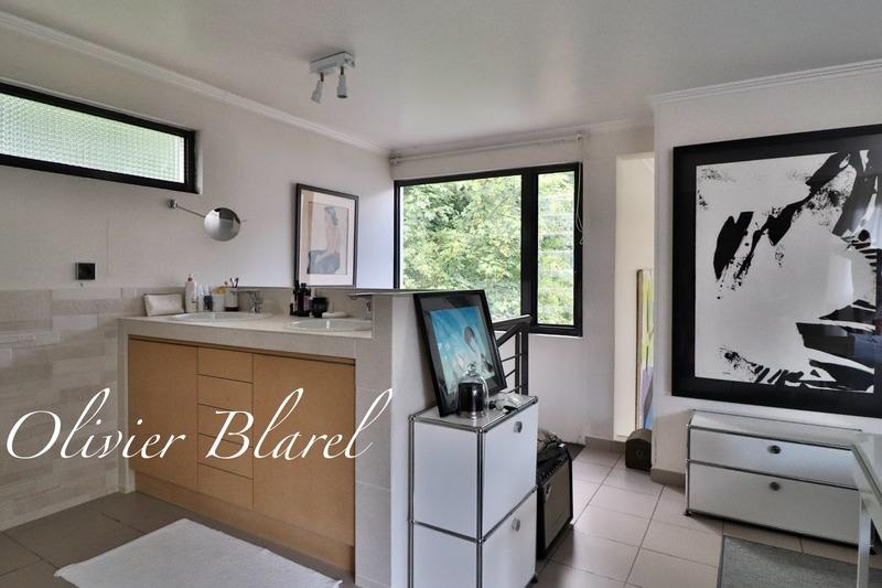 Maison d'architecte - 237 m² - 8 pièces