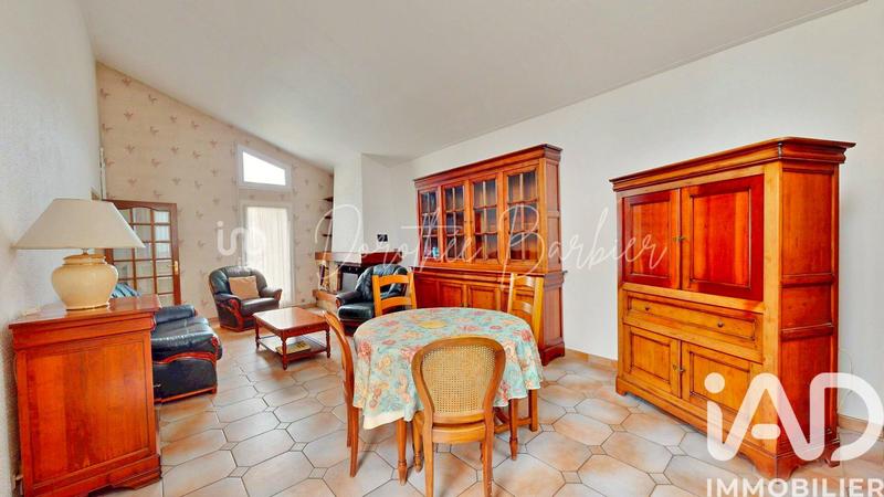 Maison - 98 m² - 4 pièces