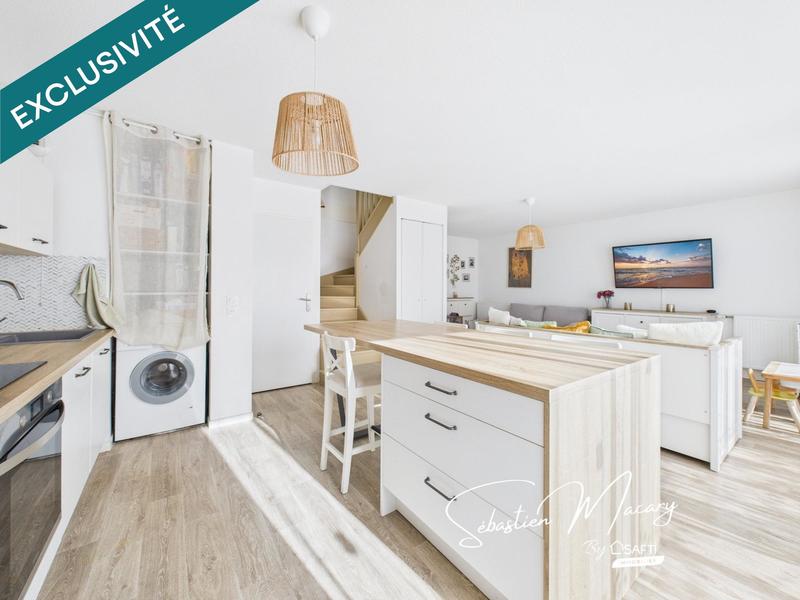 Appartement - 96 m² - 5 pièces