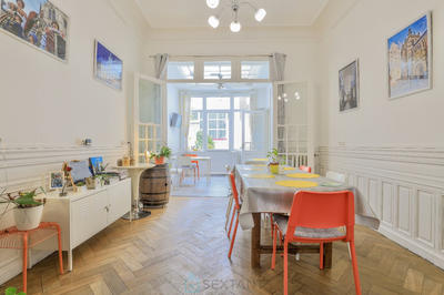 Maison - 162 m² - 8 pièces